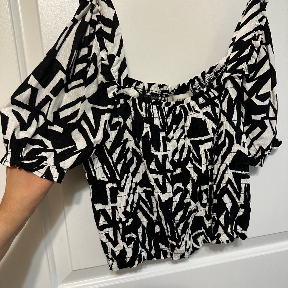 Monteau Black and White Patterned Skirt
